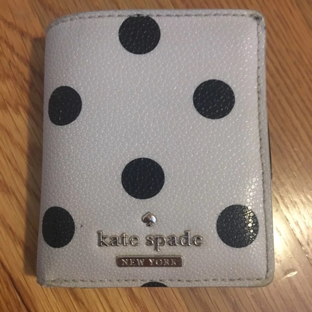 Small Kate Spade Wallet